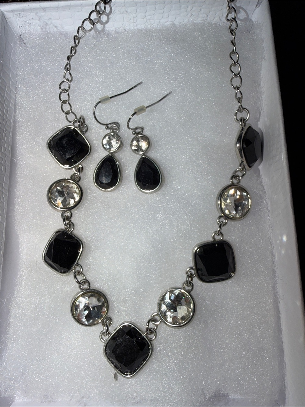 Liz Claiborne Black and Clear Statement Necklace with Matching Earrings
